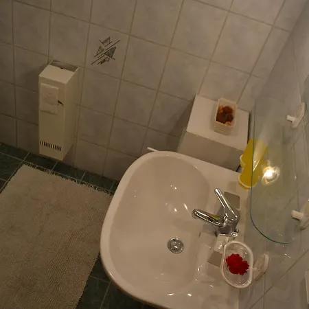 Quarto em Acomodações Particulares Gastehaus Taucher *