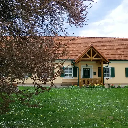 Gastehaus Taucher Quarto em Acomodações Particulares