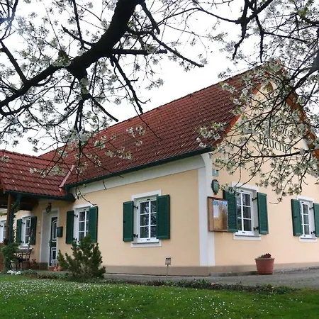 Quarto em Acomodações Particulares Gastehaus Taucher Bad Blumau