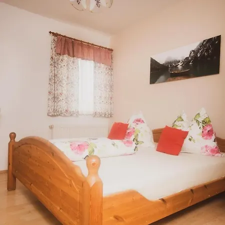 Quarto em Acomodações Particulares Gastehaus Taucher