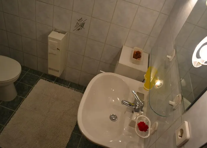 בית אירוח Gastehaus Taucher *