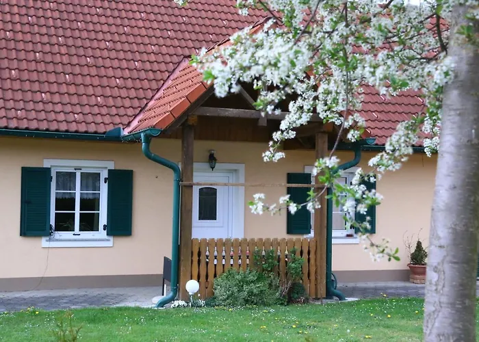 Gastehaus Taucher בית אירוח באד בלומאו