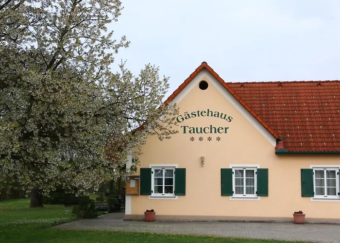 Gastehaus Taucher * باد بلوماو